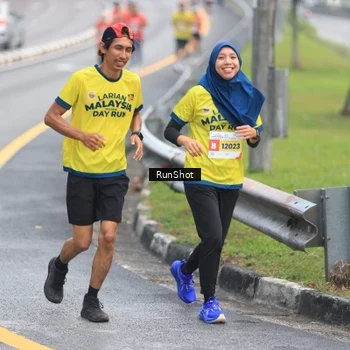 Runner Photo 7022147