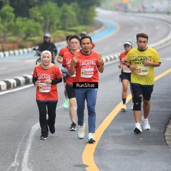 Runner Photo 7022166