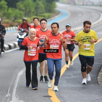 Runner Photo 7022172