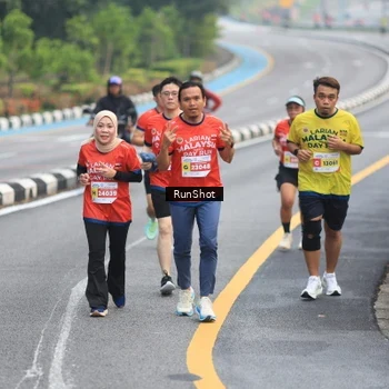 Runner Photo 7022178