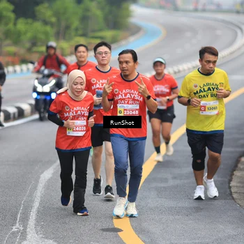 Runner Photo 7022181