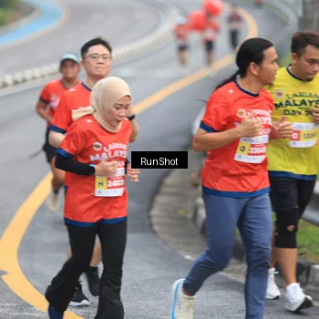 Runner Photo 7022188