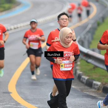 Runner Photo 7022192