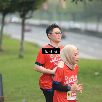Runner Photo 7022202