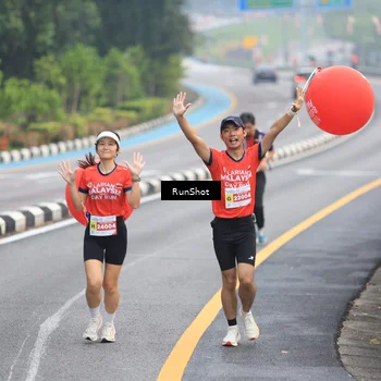 Runner Photo 7022244