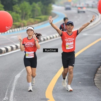 Runner Photo 7022254