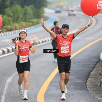 Runner Photo 7022264