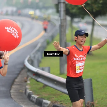 Runner Photo 7022275