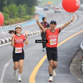 Runner Photo 7022290