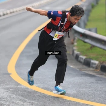 Runner Photo 7022293