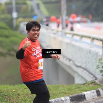 Runner Photo 7022331