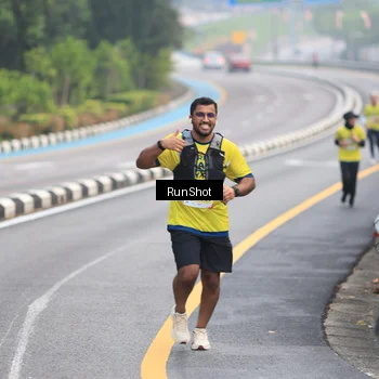 Runner Photo 7022341