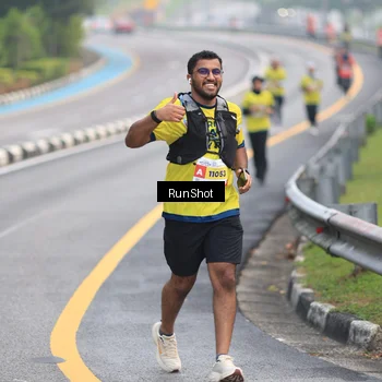 Runner Photo 7022345