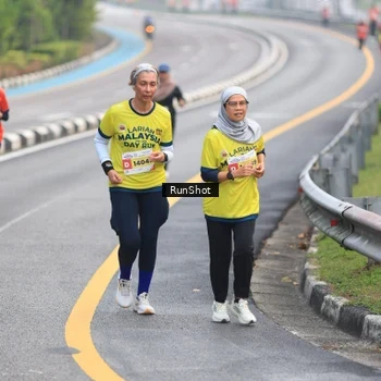 Runner Photo 7022386