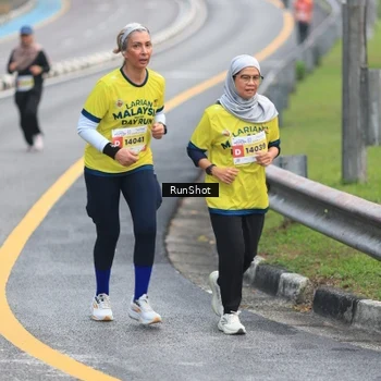 Runner Photo 7022393