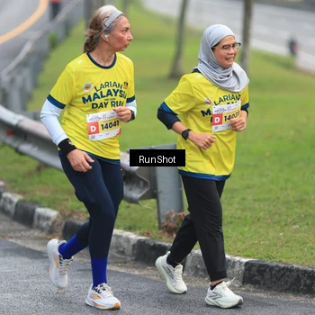 Runner Photo 7022400