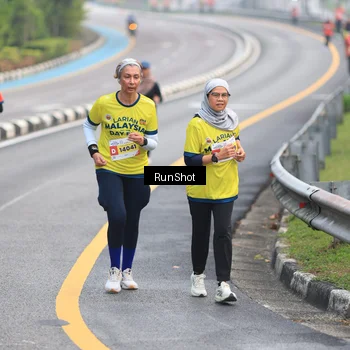 Runner Photo 7022403