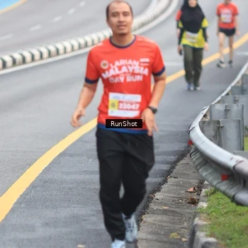 Runner Photo 7022468