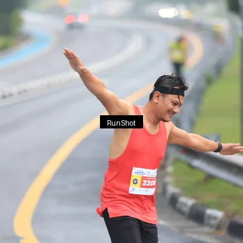 Runner Photo 7022475