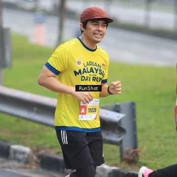Runner Photo 7022640