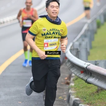 Runner Photo 7022642