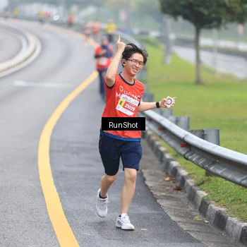 Runner Photo 7022656
