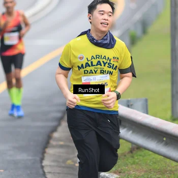 Runner Photo 7022673