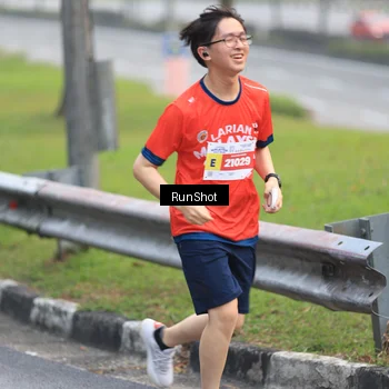 Runner Photo 7022676