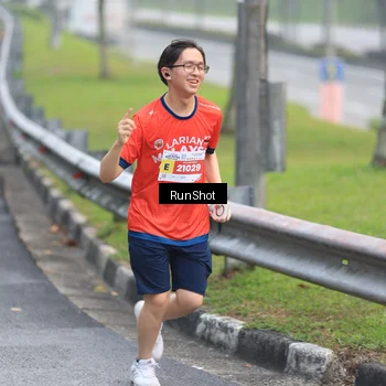 Runner Photo 7022688