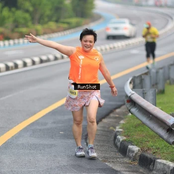 Runner Photo 7022726