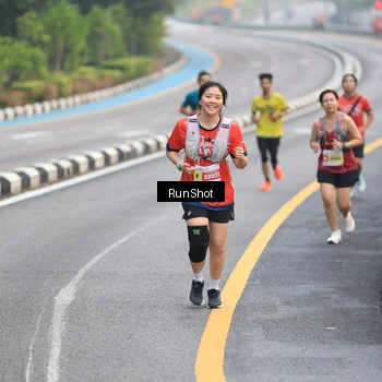 Runner Photo 7022773