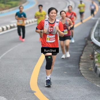 Runner Photo 7022789