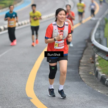 Runner Photo 7022793