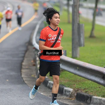 Runner Photo 7022840
