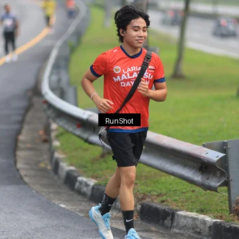 Runner Photo 7022846