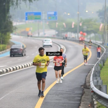 Runner Photo 7022847
