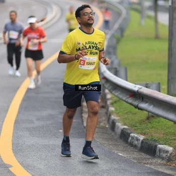 Runner Photo 7022873