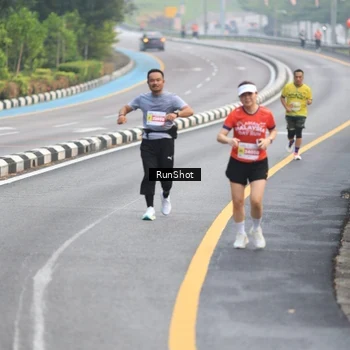 Runner Photo 7022880