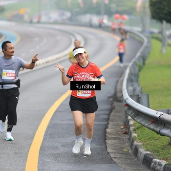 Runner Photo 7022903