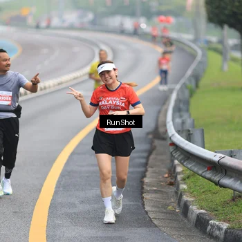 Runner Photo 7022904