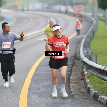 Runner Photo 7022908
