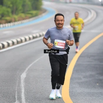 Runner Photo 7022919