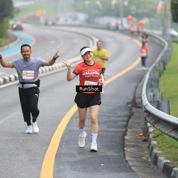 Runner Photo 7022928