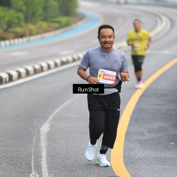 Runner Photo 7022939