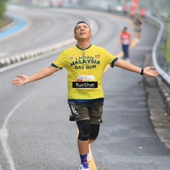 Runner Photo 7022957