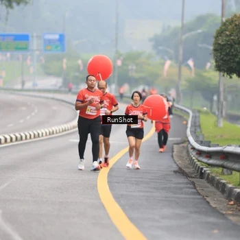 Runner Photo 7022968