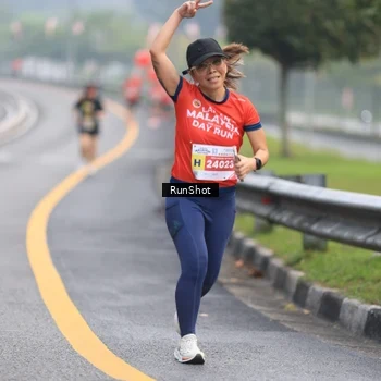Runner Photo 7022971