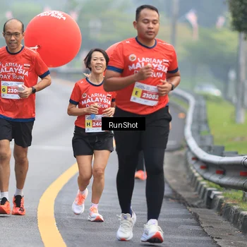 Runner Photo 7022972
