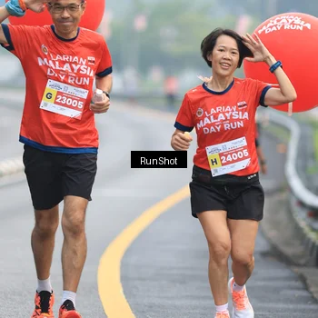 Runner Photo 7022990