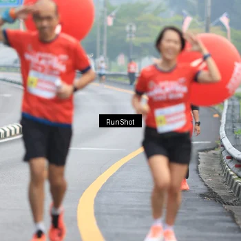 Runner Photo 7022995